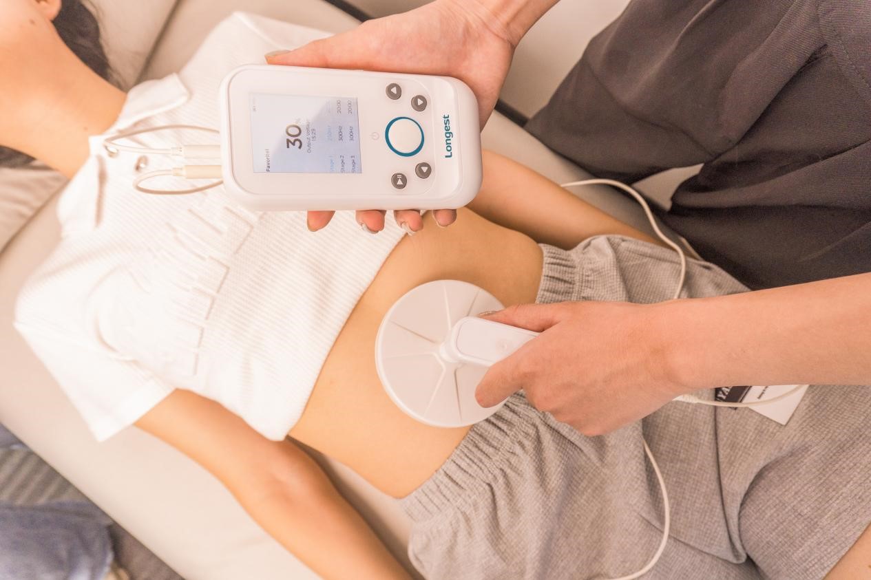 Dispositivo de terapia de oscilación electrostática portátil