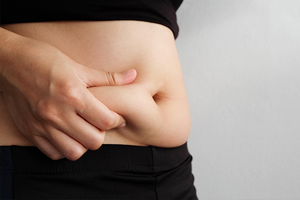 ¿No puedes perder grasa del vientre? Aquí tienes una solución sencilla.